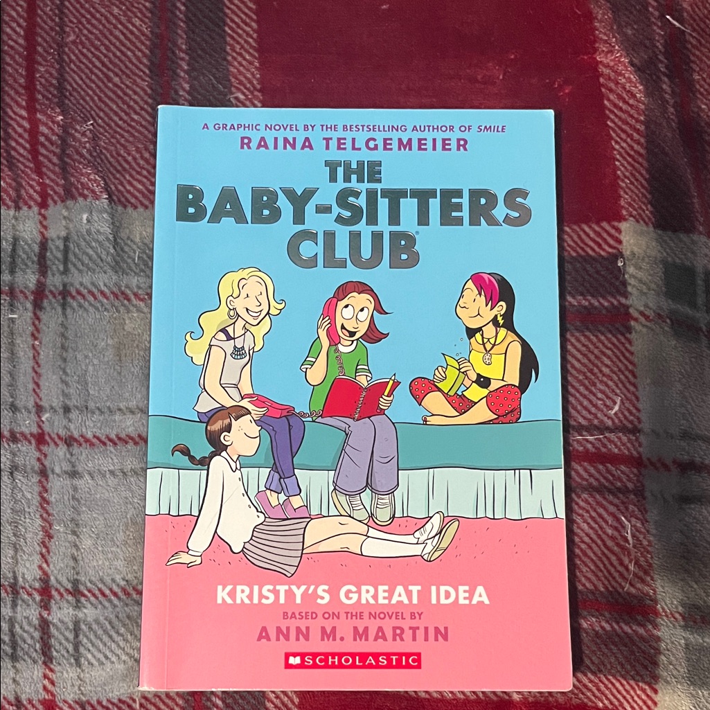 Scholastic The Baby-Sitters Club: Kristy’s Great Idea Blue & Pink Cover